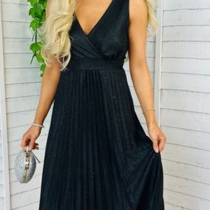 Wilfred Midi black pleated dress - M